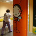 La planta de Pediatría del Hospital de León ha recibido un aluvión de niños con bronquiolitis. JESÚS F. SALVADORES