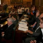 Momento de la votación a la moción del PSOE sobre la Ley de Montes