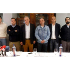 Elena Marcos, Óscar Cueto, Juan H. Dopico, Javier Menéndez, Luis Sáez, Fernando Trigueros, Luis A. Rodríguez y Cándido Soto.