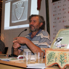 F. Fernández presentaba estudio histórico, pieza mítica y propuesta de futuro.