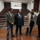 El director del conservatorio, José Alberto Buelta, Fernández, Riesco y Sánchez Pascuala.