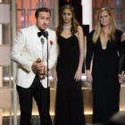 Ryan Gosling, durante su discurso de aceptación del Globo de Oro, que ha dedicado a su esposa, Eva Mendes.