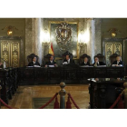 El Tribunal Supremo celebró la vista pública de los recursos contra las condenas por el asesinato de la presidenta de la Diputación de León, Isabel Carrasco.