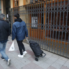 Comercios cerrados por la crisis del coronavirus. F. Otero Perandones.