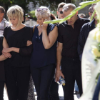 La madre de Marina Okarynska, a su llegada al funeral.