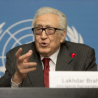 El mediador internacional para Siria Brahimi intervino ayer en la sede europea de la ONU.