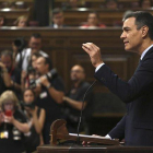Pedro Sánchez, durante la segunda jornada del debate de investidura, este martes.