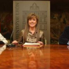 Natalia Rodríguez Picallo, Gema Cabezas y Javier Chamorro, en la rueda de prensa de ayer