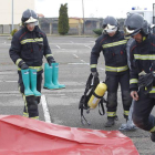 Bomberos de León participan en un simulacro de emergencias en León.