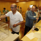 Francisco Castañón, durante la votación del PP. RAMIRO