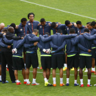 Los internacionales por Costa Rica rezaron antes de empezar el entrenamiento.
