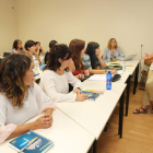 María José Velasco impartió ayer un taller en la Uned. L. DE LA MATA