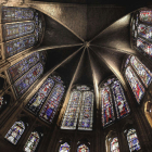 Detalle de las extraordinarias vidrieras de la Catedral de León, que comenzaron a restaurase en el año 2005. BRUNO MORENO