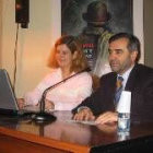 Margarita Torres junto al alcalde bañezano momentos antes de iniciar su intervención en el congreso