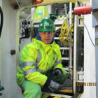 Álvaro Robles trabaja en una tuneladora que construye un túnel en Irlanda.