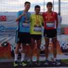 El maragato Celada, en el centro, cosechó la medalla de oro