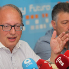 Eduardo Fernández y Ángel Calvo, ayer. L. DE LA MATA