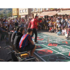 El teatro volverá a las calles roblanas durante las fiestas.