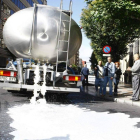 Los ganaderos están cobrando el litro de leche por debajo de los costes de producción.