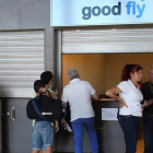 Pasajeros del vuelo a Alicante formulan sus quejas ante Good Fly.