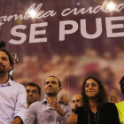 Pablo Iglesias, con el puño en alto, en la asamblea ciudadana de Podemos el pasado 19 de octubre en Madrid.