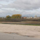 El centro irá junto al parque de bomberos, al fondo de los terrenos de la vieja montaña negra.