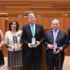 Los procuradores del PP por León, con las Medallas.