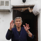 A sus 95 años, Adoración Cabo no salía de su asombro. DE LA MATA