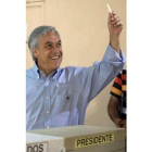 Piñera se mostró exultante cuando fue a votar.