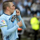 Iago Aspas, autor de dos goles ante el Deportivo, celebra la victoria en Balaídos. SALVADOR SAS