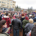 Los alumnos de todos los centros educativos abarrotaron la plaza Santa Bárbara. M. Á. C.