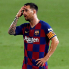 Leo Messi gesticula tras el segundo gol del Osasuna. ESTÉVEZ