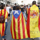Diferentes banderas en Universitat.