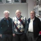 De izquierda a derecha, Miguel García, Durruti y Moisés Delgado, esta pasada semana.