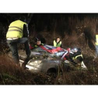 El Citröen Xara que conducía el joven fue retirado en las primeras horas de la madrugada del domingo