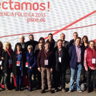 Foto de familia de la delegación leonesa que acudió a la conferencia política del PSOE.