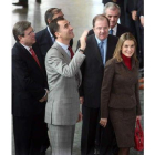 Juan Vicente Herrera, los Príncipes de Asturias y el consejero Guisasola posan en la foto de familia