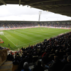 El estadio Reino de León acogió a algo más de 11.000 aficionados que siguieron el partido Cultural-SD Ponferradina animando sin desmayo a sus equipos. MARCIANO PÉREZ