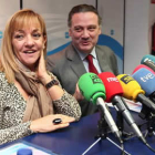 Alfredo Prada presentó el programa de la cumbre acompañado por Isabel Carrasco.