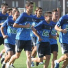 La Deportiva prepara el partido ante el Rayo con otro semblante tras salir de las últimas posiciones
