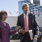 Catherine Ashton y John Kerry, en el encuentro mantenido ayer en la capital lituana.