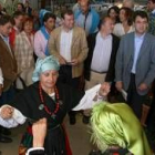 Castañón, García-Prieto, Silván y Martínez Majo, en la feria de la patata