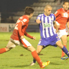 Yuri se mostró muy combativo en ataque. Abrió huecos para crear oportunidades de gol.