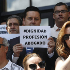 Imagen de archivo de una protesta de los abogados del turno de oficio. JESÚS F. SALVADORES