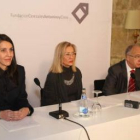Rosa Yagüe, Rosa María Juárez y Ernesto Lejeune presentaron ayer la nueva fundación