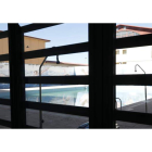 La piscina de la que pueden disfrutar los reclusos de la cárcel de Mansilla de las Mulas. MARCIANO PÉREZ