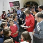 Alumnos de Carracedo fueron los primeros en visitar la muestra