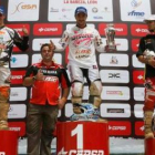 Doñate (arriba). Abajo podio de Élite con Lozano, Millán e Izoird.