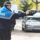 El impago de multas de tráfico, el Impuesto de Bienes Inmueble o el de Actividades Económicas ha llevado a embargar sueldos.