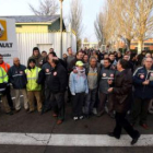 Concentración de los delegados sindicales de Renault delante de la fábrica de la capital castellana